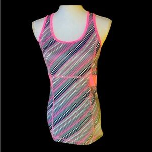 Tech Gear top Medium NWOT. Lined at top. Pink gray workout gear